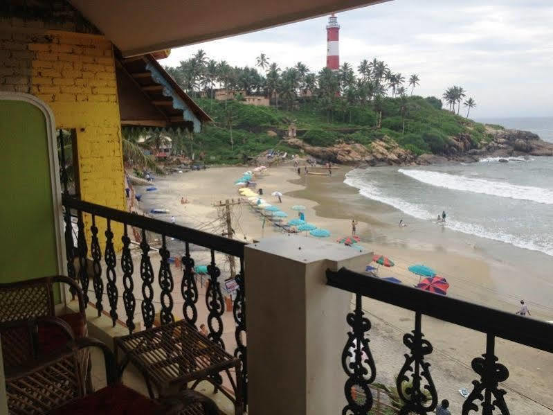 Adam Beach Resort Kovalam Extérieur photo