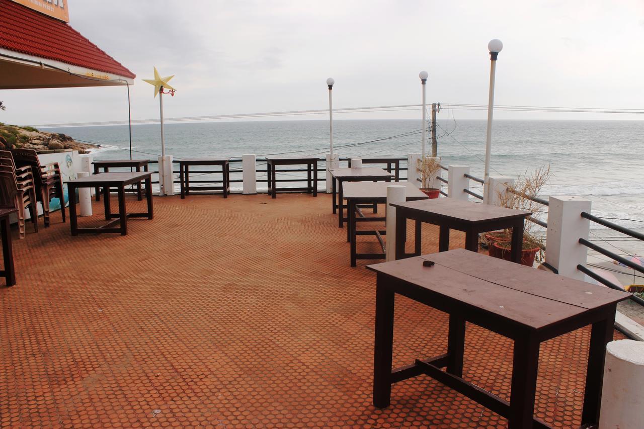 Adam Beach Resort Kovalam Extérieur photo